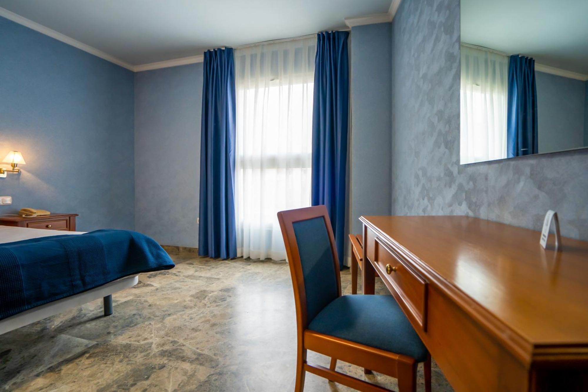 Bartos Hotel Almussafes